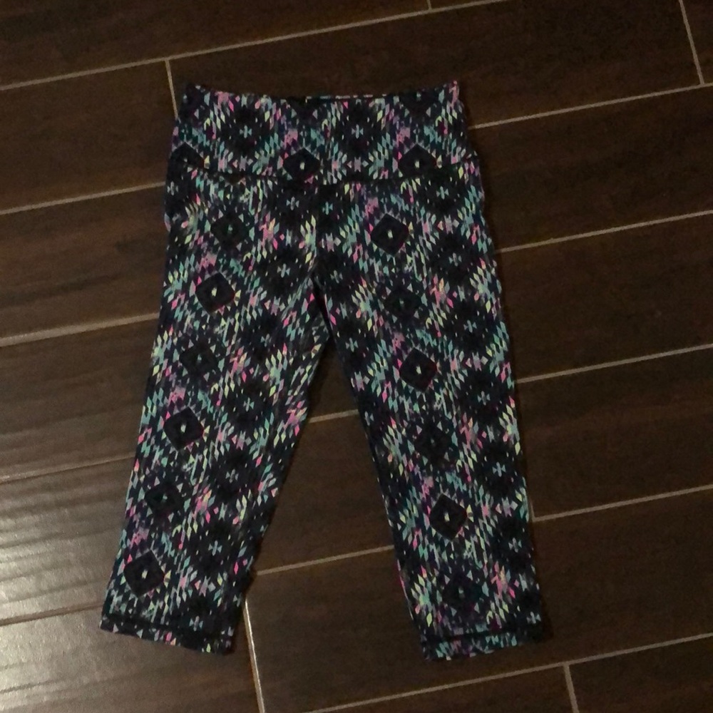 Victoria Secret Sport Crop Geometric Print Legging